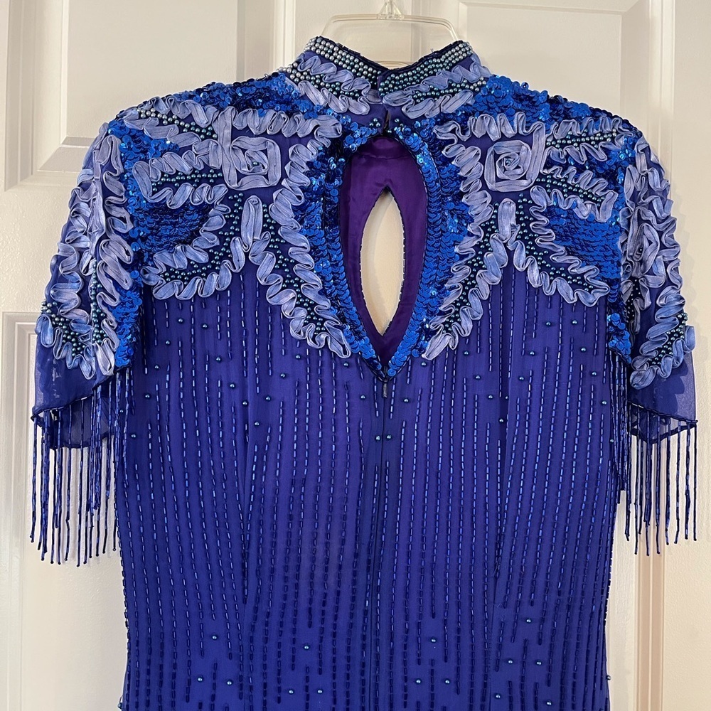 Stunning Beaded and Sequined Gown 100% Silk Size 14 - Picture 7 of 14